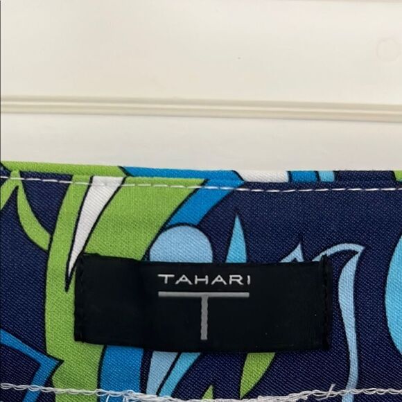 Tahari Tummy Control True Stretch Vibrant Floral Pull on Pants Sz M NWT - Picture 2 of 12